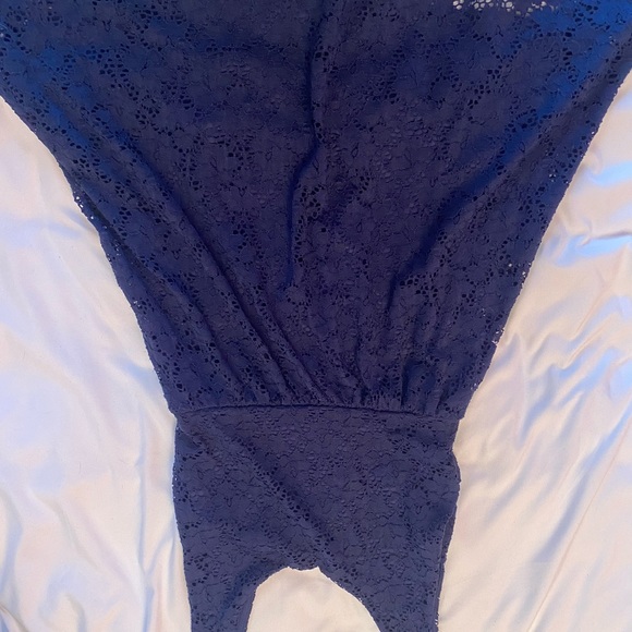 Blue laced mini dress - Picture 3 of 4